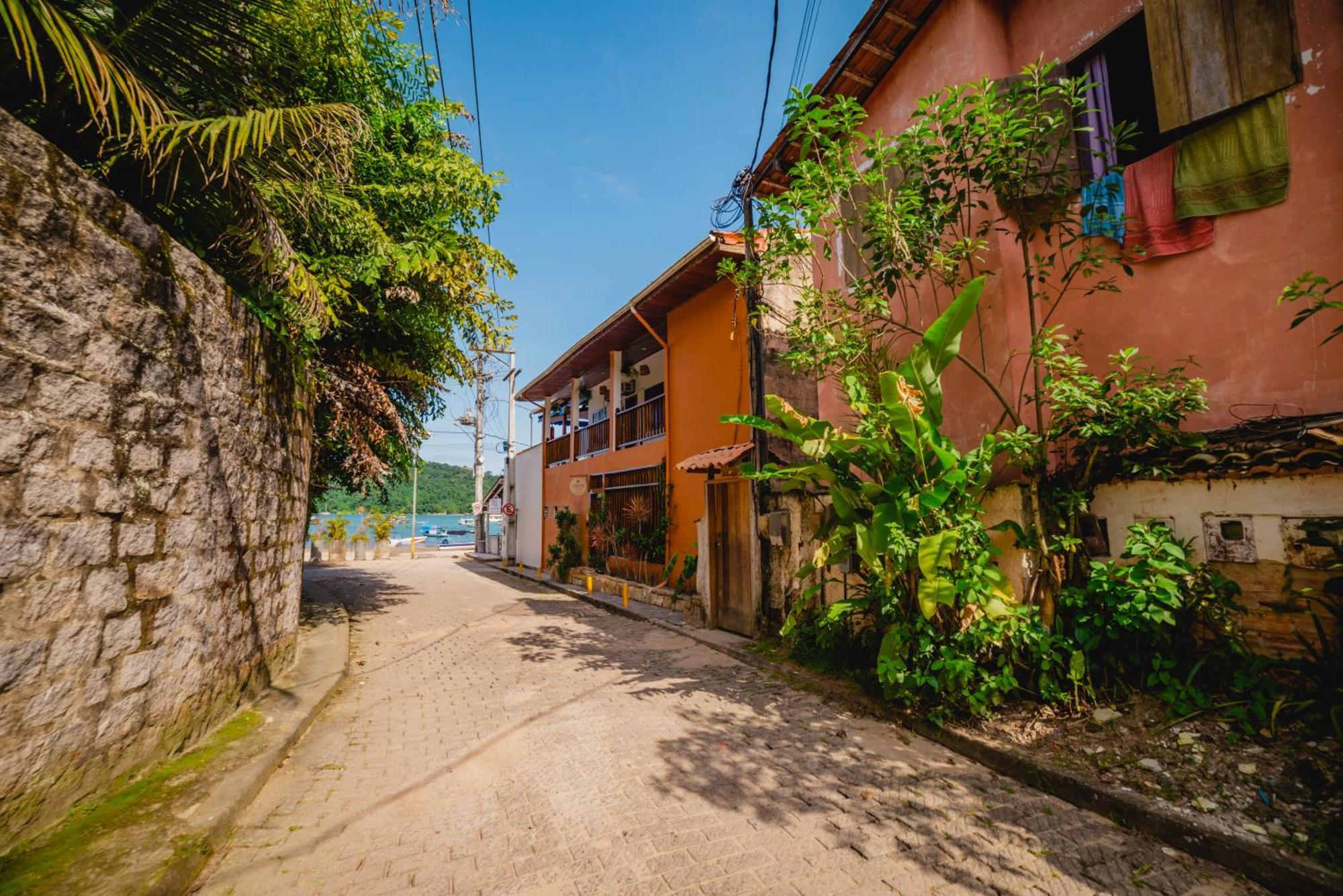 Sambura Paraty Bagian luar foto